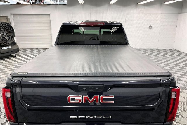 Used 2025 GMC Sierra 2500 Denali w/ Denali Reserve Package AWD/4WD image 35