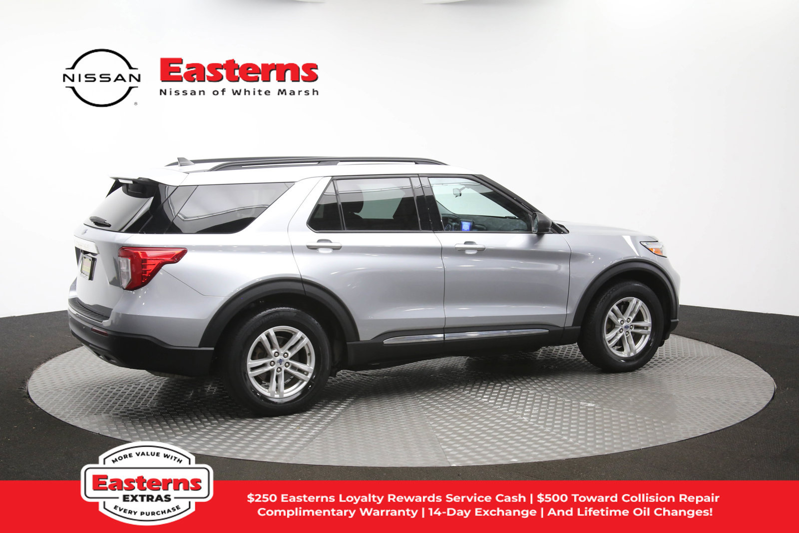 Used 2023 Ford Explorer XLT RWD image 37
