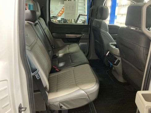 Used 2024 Ford F150 Platinum w/ Equipment Group 703A Plus AWD/4WD image 10