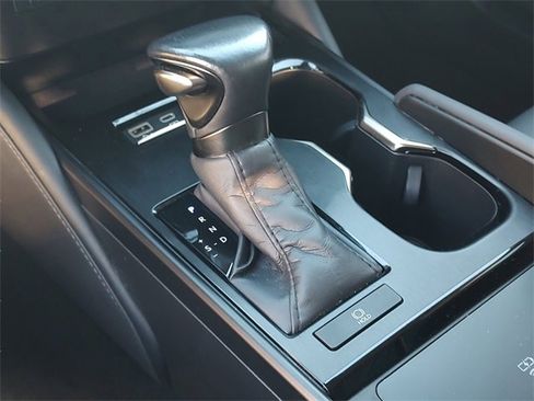 Used 2024 Lexus ES 350 w/ Premium Package image 22