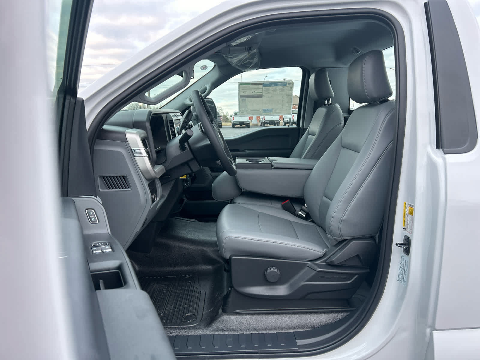 New 2026 Ford F250 XL AWD/4WD image 10