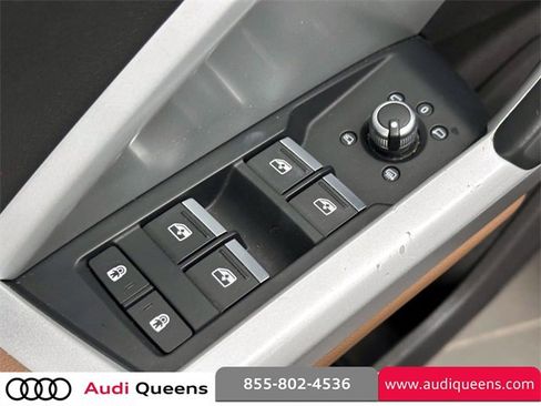 Certified 2022 Audi Q3 2.0T Premium w/ Convenience Package image 18