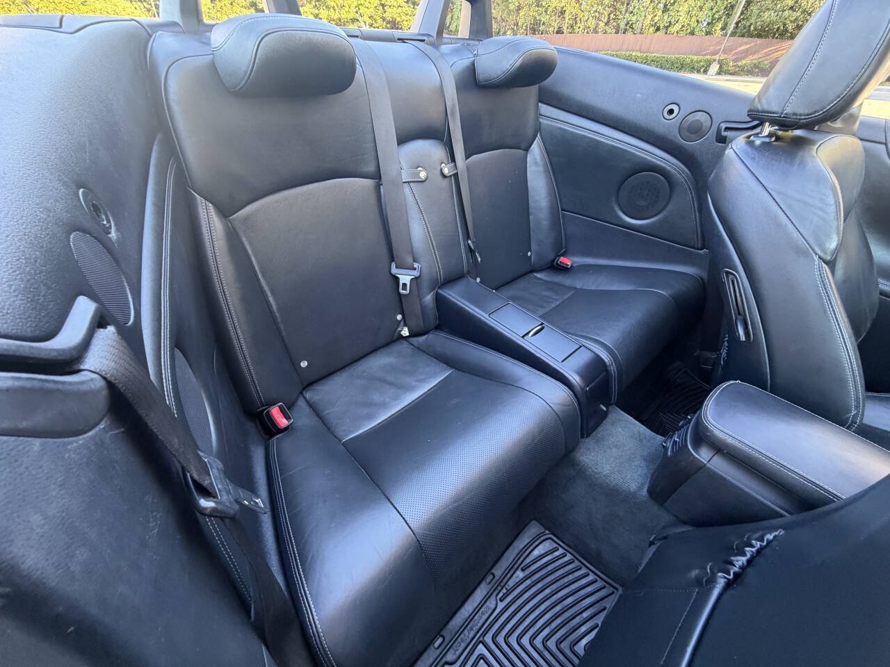 Used 2010 Lexus IS 250C w/ Luxury Pkg RWD image 10