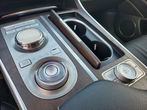 Used 2024 Genesis GV80 2.5T image 12