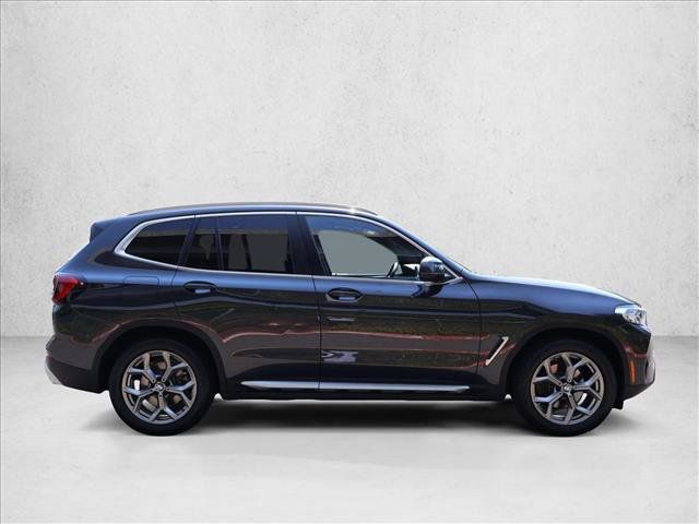 Used 2023 BMW X3 xDrive30i w/ Premium Package w/ZPA AWD/4WD image 5
