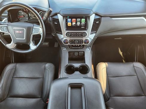 Used 2020 GMC Yukon XL SLT image 28