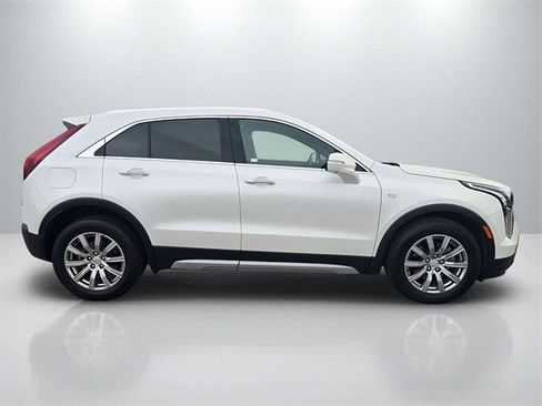 Used 2023 Cadillac XT4 Premium Luxury w/ Enhanced Visibility Package image 4