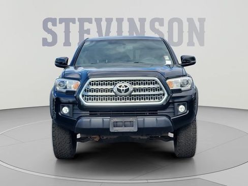 Certified 2016 Toyota Tacoma TRD Off-Road w/ Towing Package AWD/4WD image 8