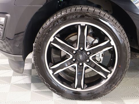 Used 2021 Ford Expedition Max Limited AWD/4WD image 19