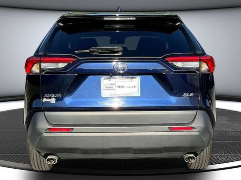 Used 2024 Toyota RAV4 XLE FWD image 6