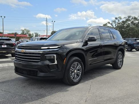 New 2026 Chevrolet Traverse LT FWD image 8