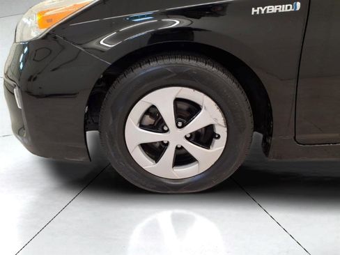 Used 2015 Toyota Prius Four FWD image 24