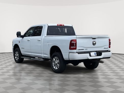 Used 2024 RAM 2500 Laramie AWD/4WD image 13