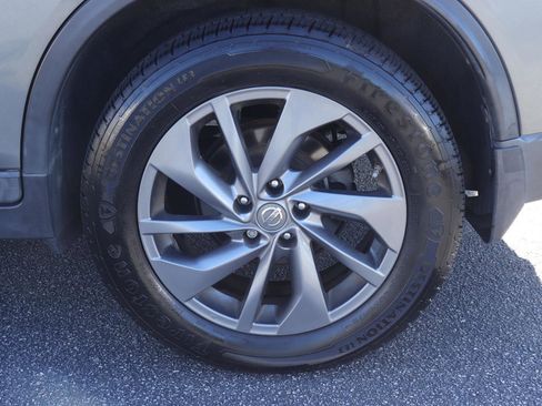 Used 2016 Nissan Rogue SL w/ SL Premium Package FWD image 38