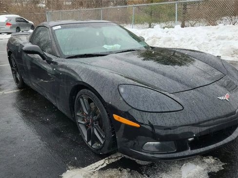 Used 2007 Chevrolet Corvette Coupe w/ Preferred Equipment Group image 8