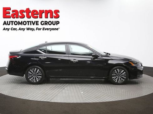 Used 2024 Nissan Altima 2.5 SV image 44