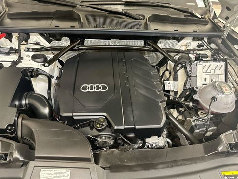 Used 2023 Audi Q5 2.0T Premium w/ Convenience Package AWD/4WD image 36