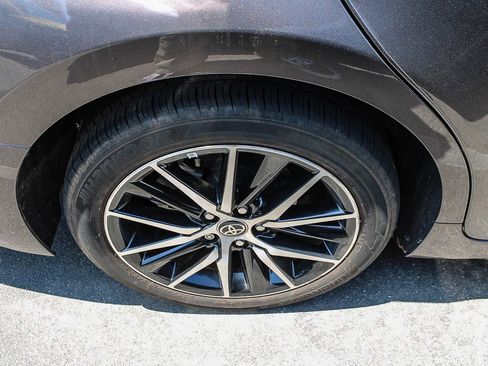 Used 2023 Toyota Camry SE FWD image 12