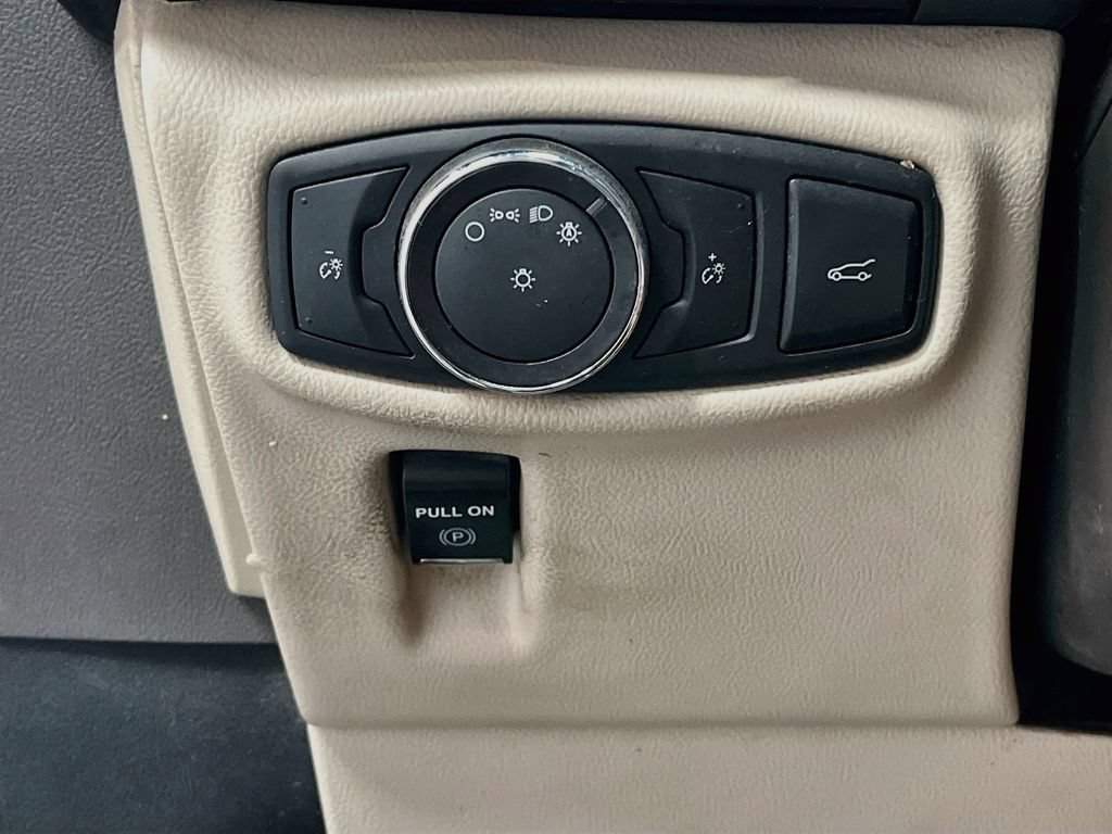 Used 2018 Lincoln MKX Select w/ Select Plus Package AWD/4WD image 10