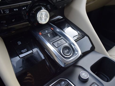 Used 2022 Acura MDX FWD image 16