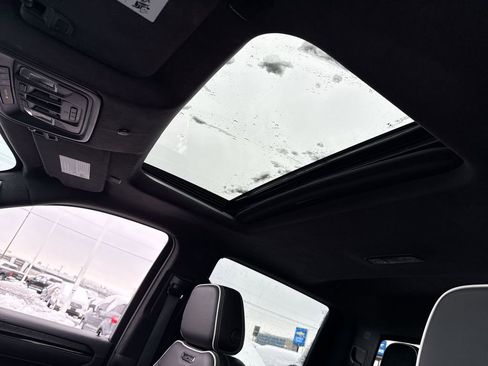 Used 2023 GMC Sierra 1500 AT4X image 22