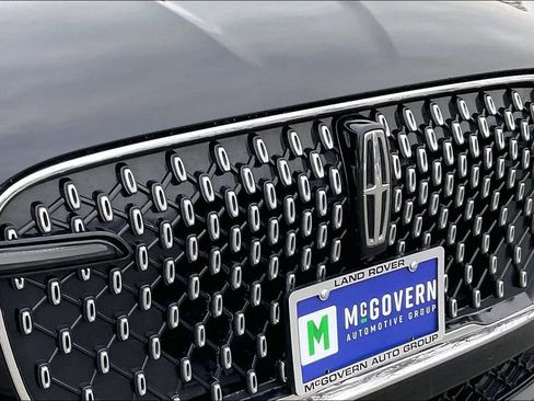 Used 2025 Lincoln Aviator Reserve w/ Illumination Package image 33