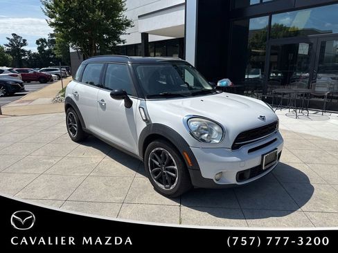Used 2016 MINI Cooper Countryman S FWD image 1