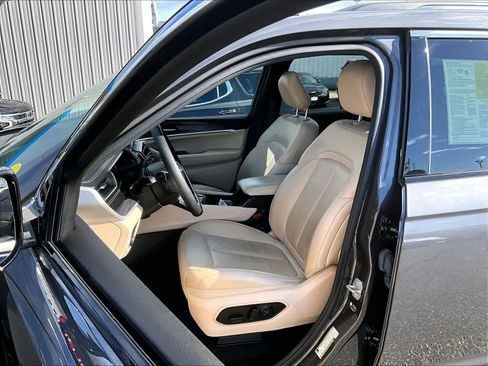 Used 2023 Jeep Grand Cherokee L Limited w/ Trailer Tow Group (B) image 10