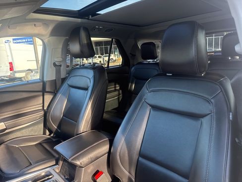 Used 2023 Ford Explorer XLT w/ Equipment Group 202A image 23