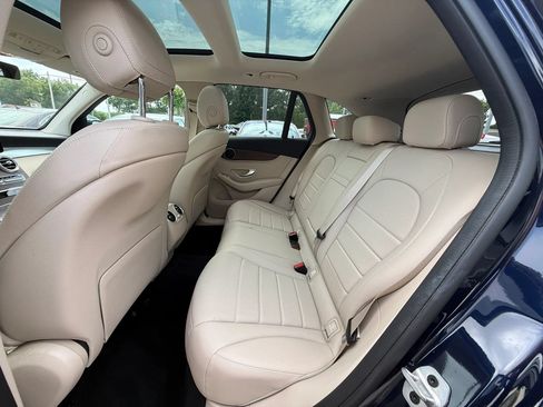 Used 2022 Mercedes-Benz GLC 300 4MATIC w/ Multimedia Package Lite image 13