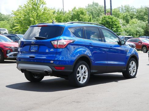 Used 2018 Ford Escape SE w/ Ford Safe & Smart Package AWD/4WD image 6