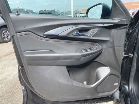 Used 2021 Chevrolet TrailBlazer RS w/ Technology Package FWD image 20