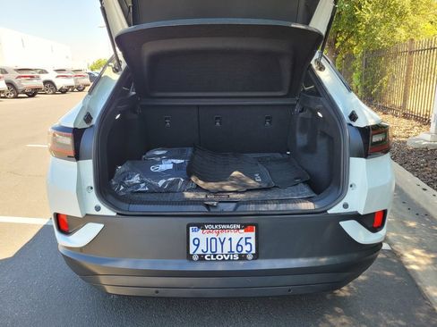Used 2023 Volkswagen ID.4 Pro RWD image 27