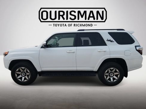 Used 2024 Toyota 4Runner TRD Off-Road Premium AWD/4WD image 4