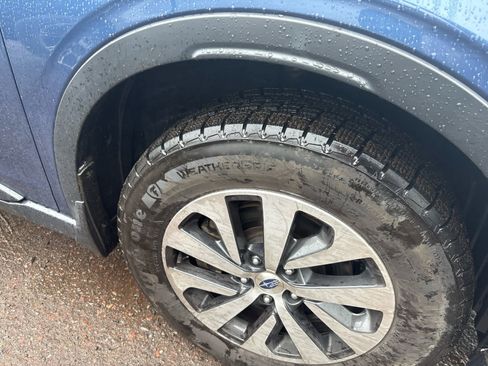 Used 2020 Subaru Outback Premium image 8