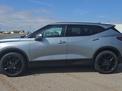 Used 2023 Chevrolet Blazer LT FWD image 1