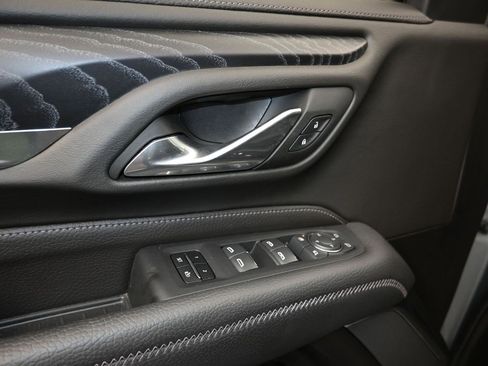 Certified 2024 GMC Yukon Denali image 13