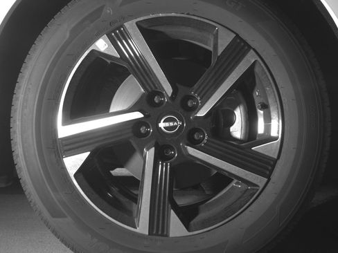 Used 2025 Nissan Sentra SV image 13