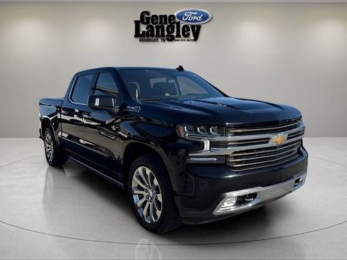 Used 2021 Chevrolet Silverado 1500 High Country w/ Technology Package AWD/4WD image 12