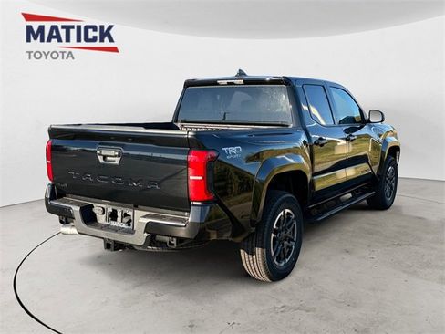 New 2025 Toyota Tacoma TRD Sport image 7