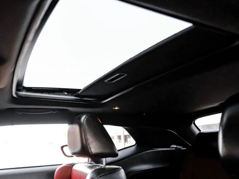 Used 2015 Dodge Challenger R/T Plus image 5