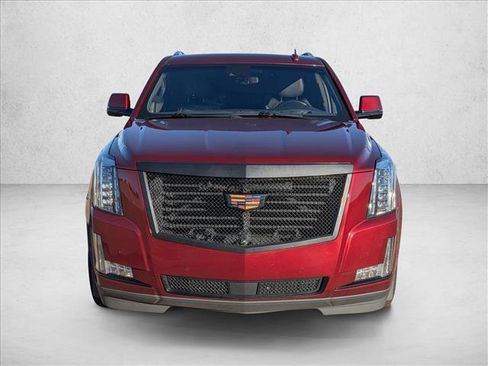 Used 2020 Cadillac Escalade Platinum w/ Escalade Sport Edition image 2