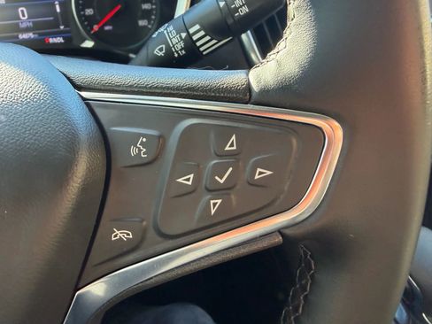 Used 2023 Chevrolet Equinox LT w/ Driver Convenience Package image 14