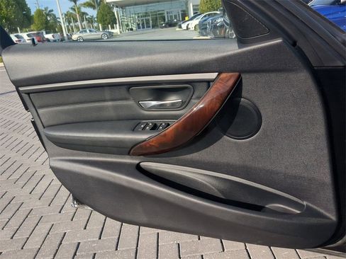 Used 2014 BMW 328i xDrive Sedan image 32