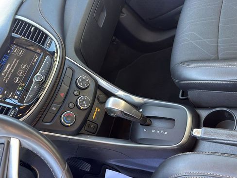 Used 2020 Chevrolet Trax LT w/ Redline Edition image 21