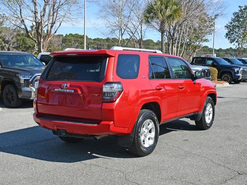 Used 2017 Toyota 4Runner SR5 image 4