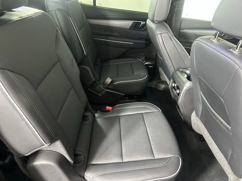 Used 2026 Buick Enclave Preferred FWD image 28