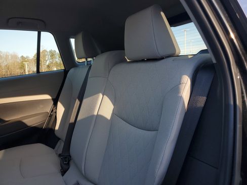 Used 2026 Toyota Corolla Cross L image 11