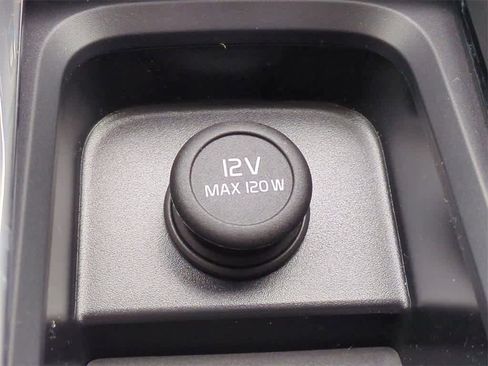 New 2026 Volvo XC60 B5 Plus w/ Protection Package Premier image 30