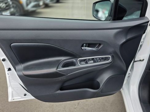 Used 2025 Nissan Versa SR w/ Trunk Package FWD image 19